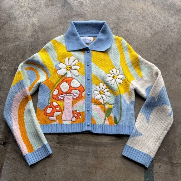 House of Sunny Cropped Cardigan Boho Hippie Festival
Daisy Mushrooms - Picture 1 of 8